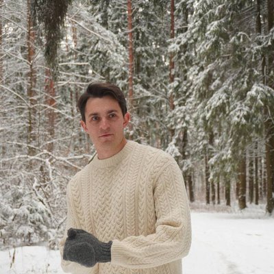 Свитер спицами
