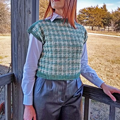 Peerie Plaid Vest