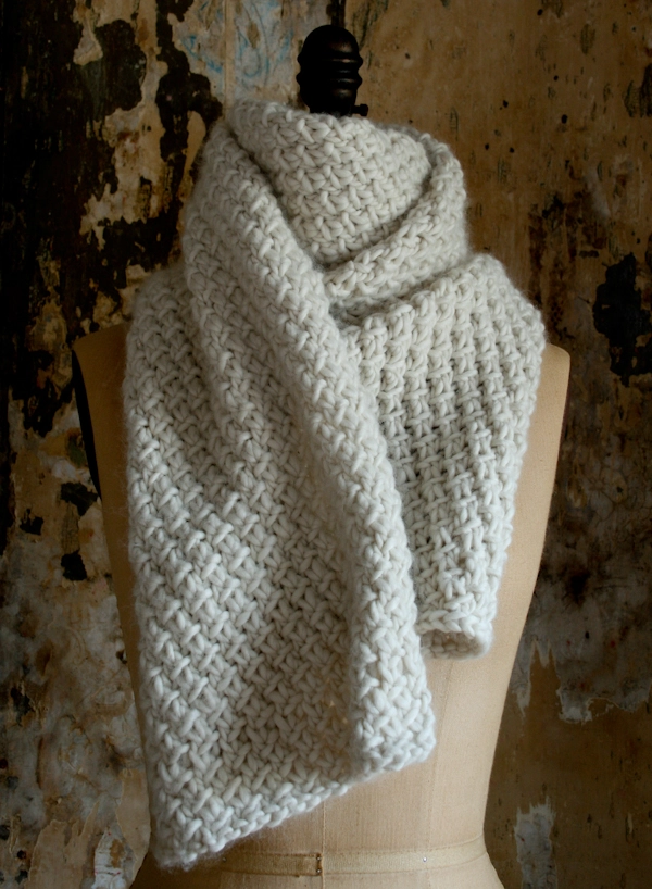 Snowflake Scarf: Free Scarf Knitting Pattern