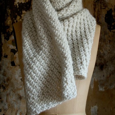 Snowflake Scarf: Free Scarf Knitting Pattern