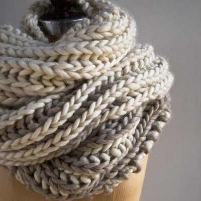 Color Dipped Scarves: Free Scarf Knitting Pattern