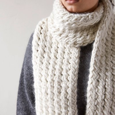 Snow Tracks Scarf: Free Scarf Knitting Pattern