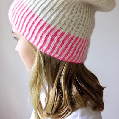 Color Dipped Hat: Free Hat Knitting Pattern