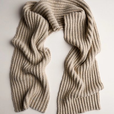 Two-Tone Mistake Rib Scarf: Free Scarf Knitting Pattern